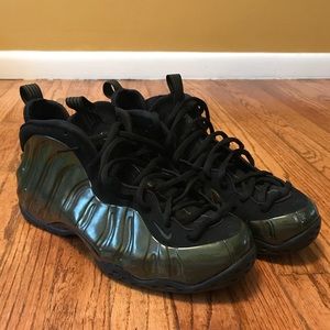 NIKE air Foamposite One “Legion Green”